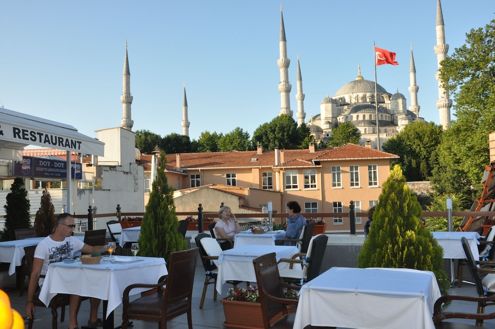 Sarnic Hotel and Sarnic Premier Hotel 38/50