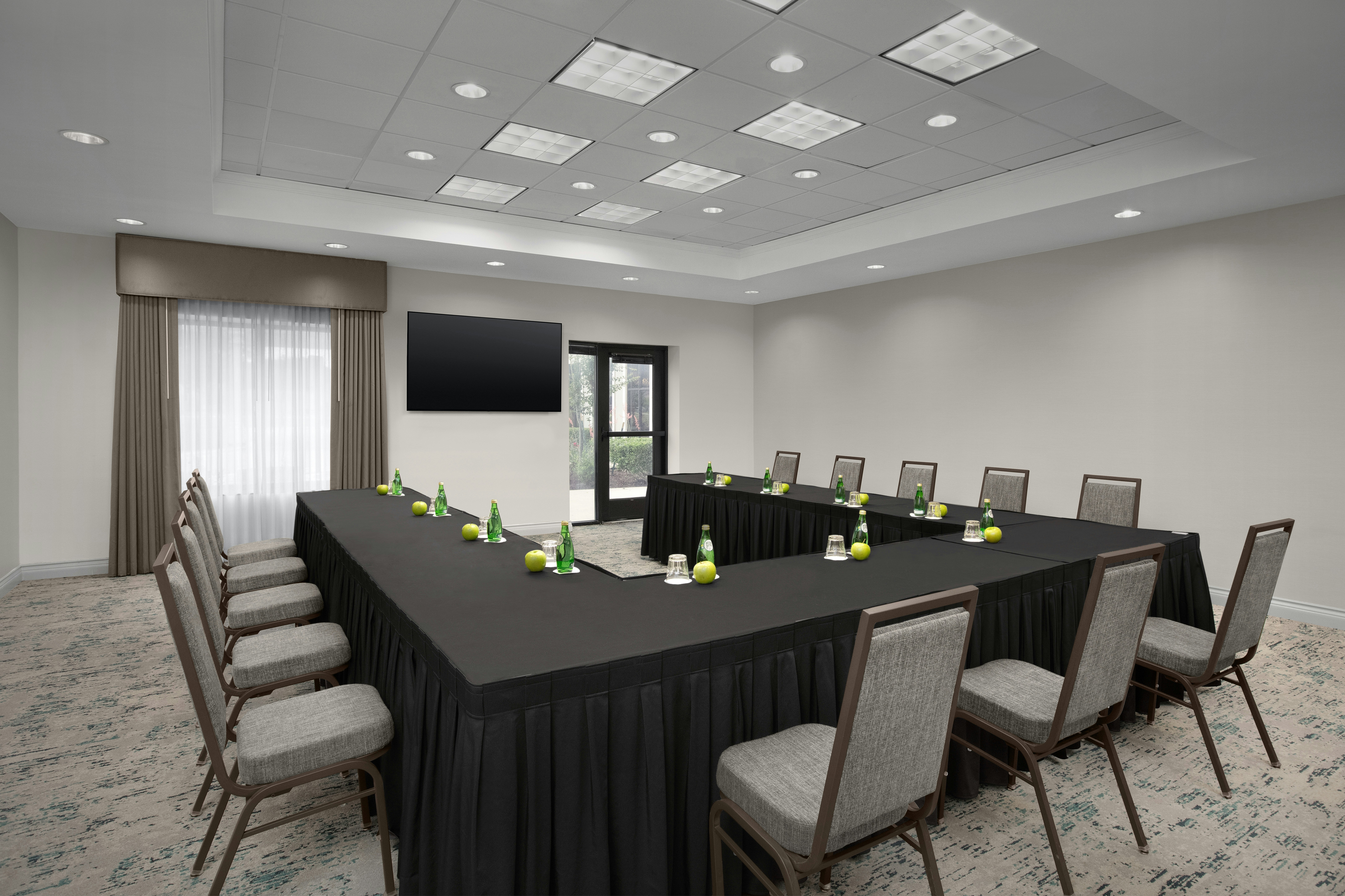 Hilton Garden Inn Dallas-Lewisville 61/79