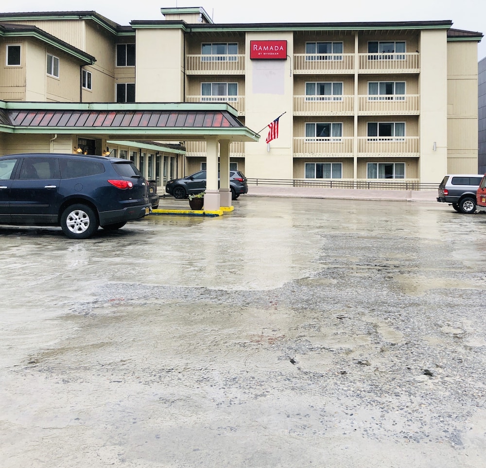 Ramada by Wyndham Juneau 32/61