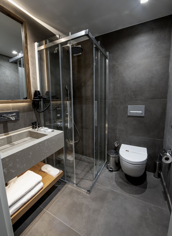 HOTEL BOSFORA 50/50