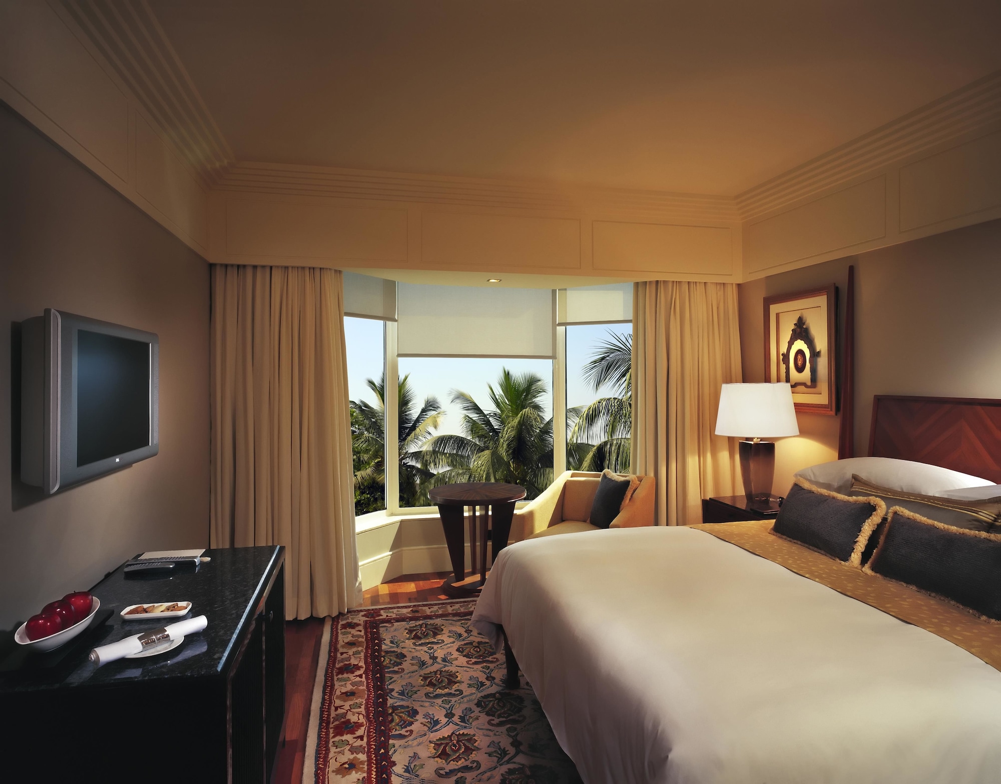 Premier Room, City View (1 King Bed) - Package Rate
