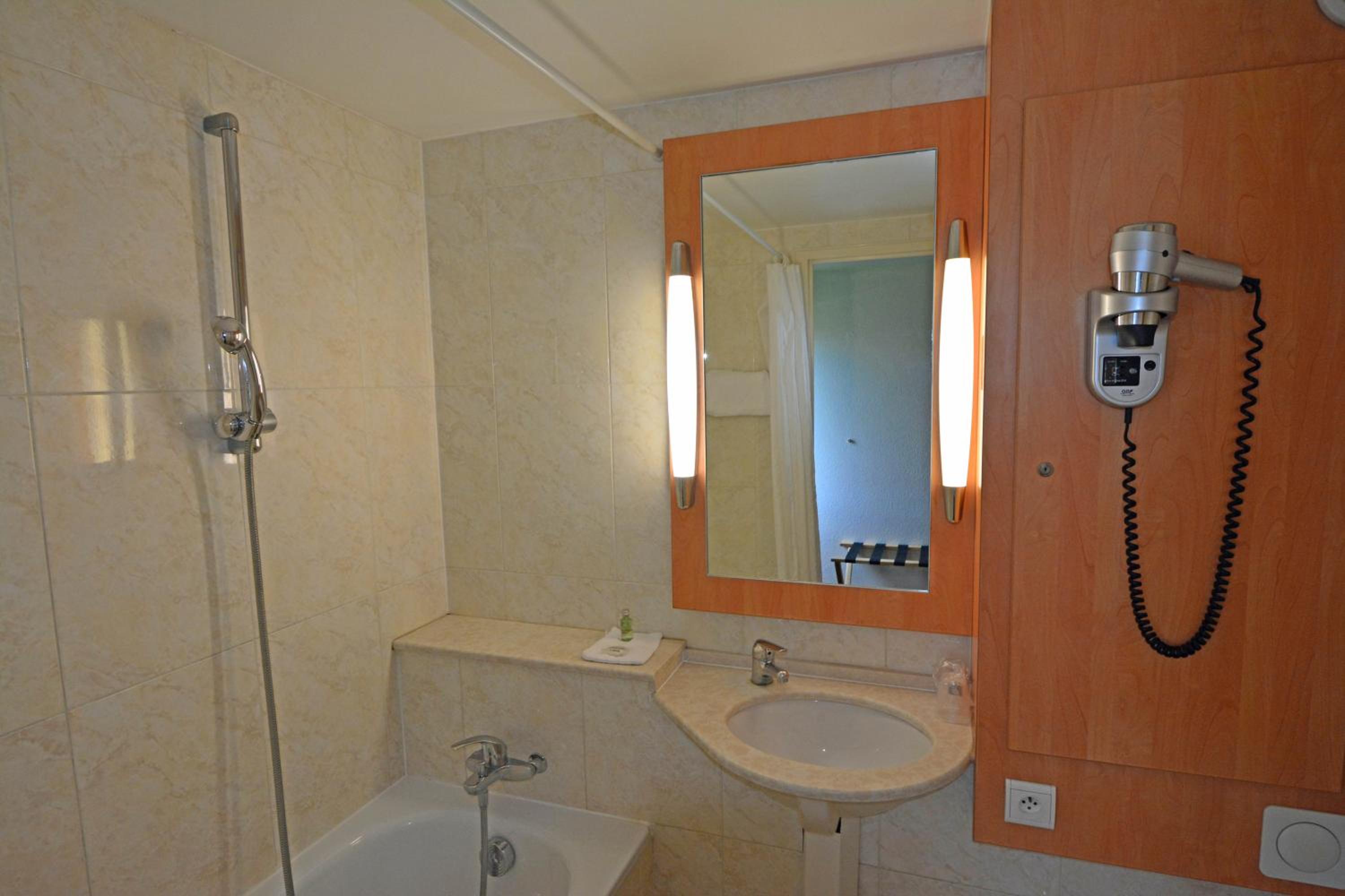 Logis Hotel des Lacs 47/50