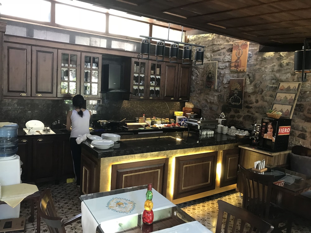 FERMAN KONAK HOTEL 41/50