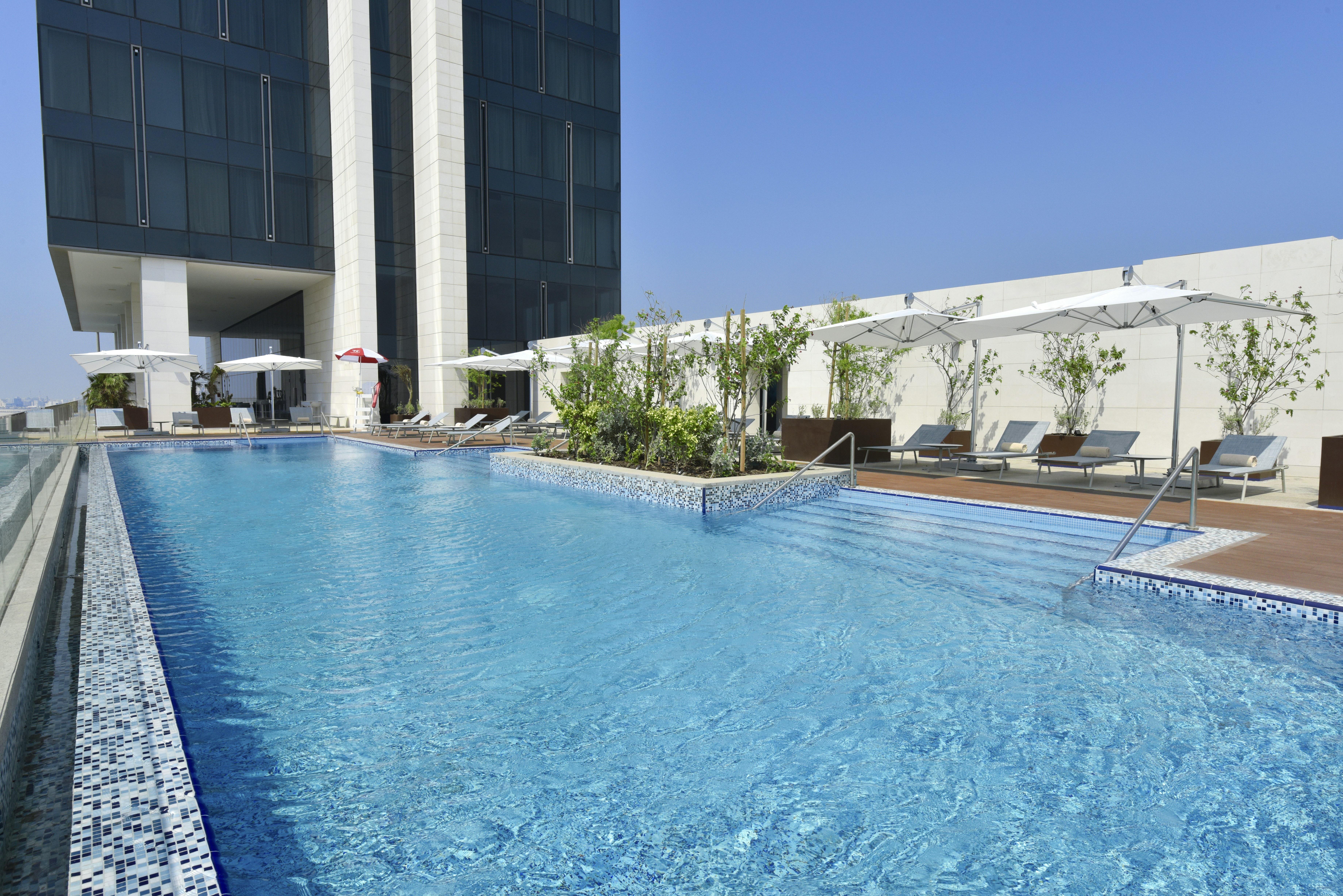 Hilton Garden Inn Bahrain Bay 62/64