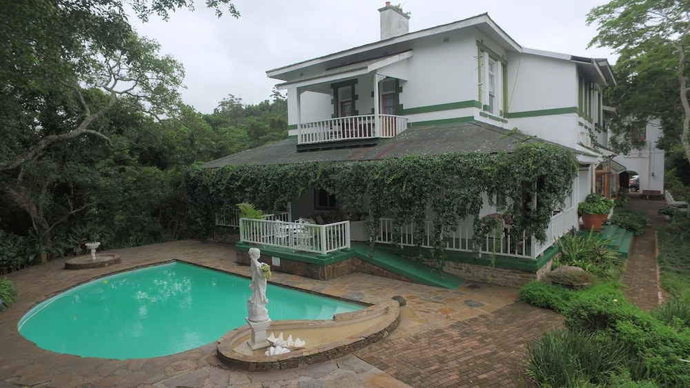 Royston Hall Guesthouse 25/32
