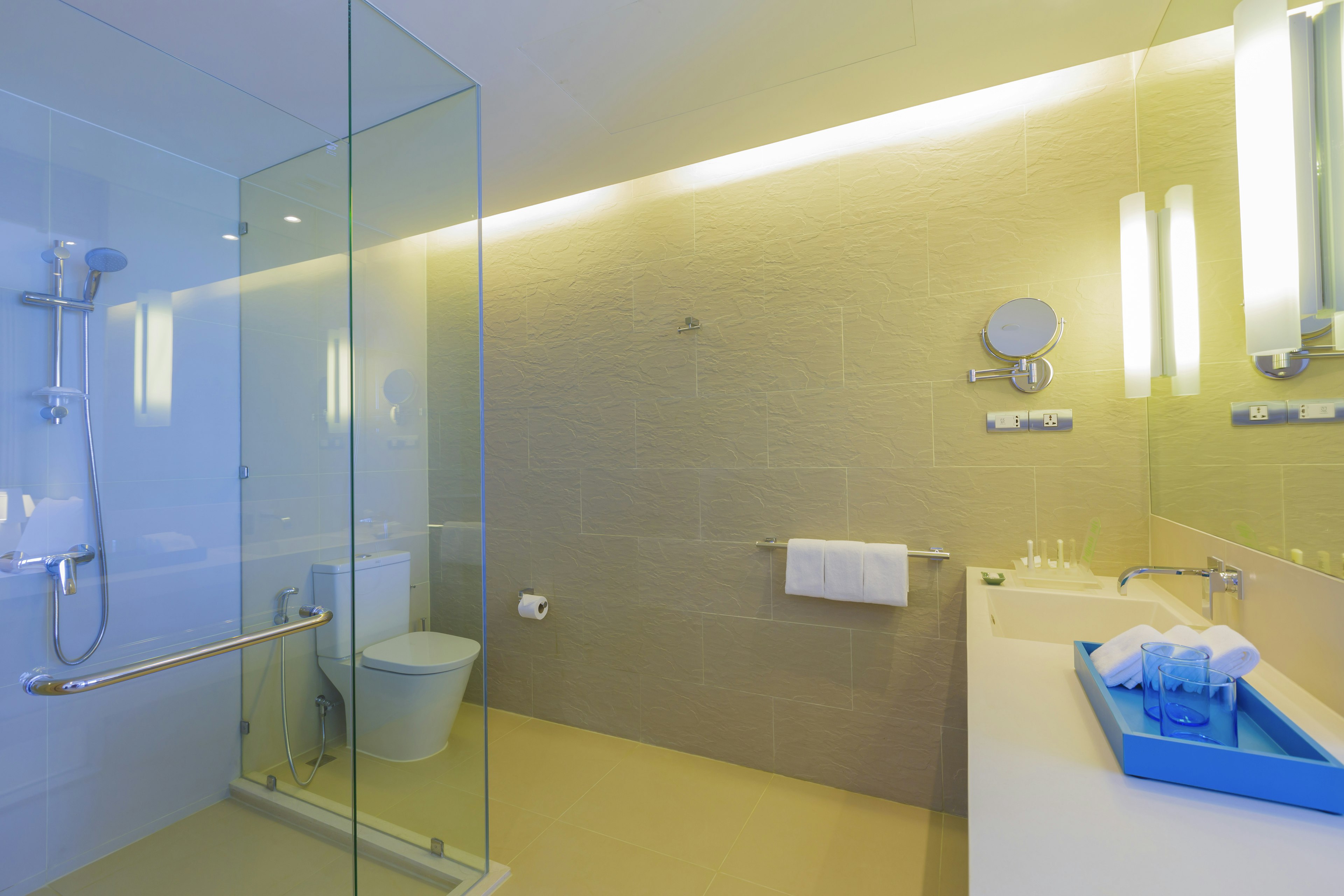Holiday Inn Pattaya Hotel 83/83