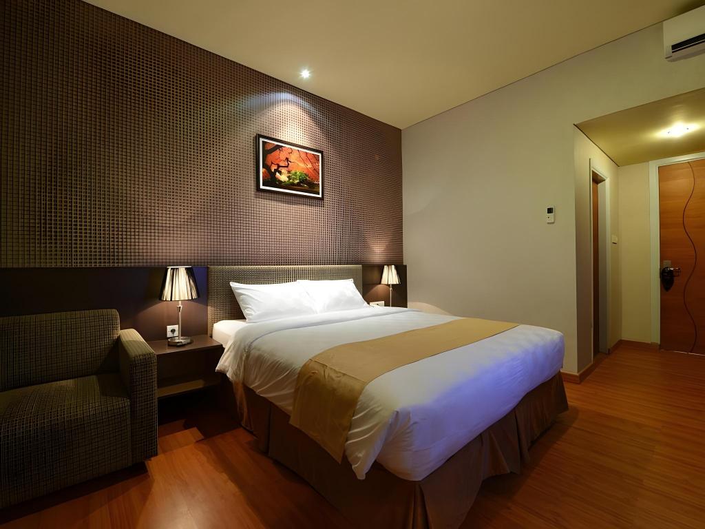 Wixel Hotel Kendari 4/33