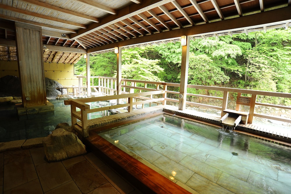 Shima Yamaguchikan 23/50