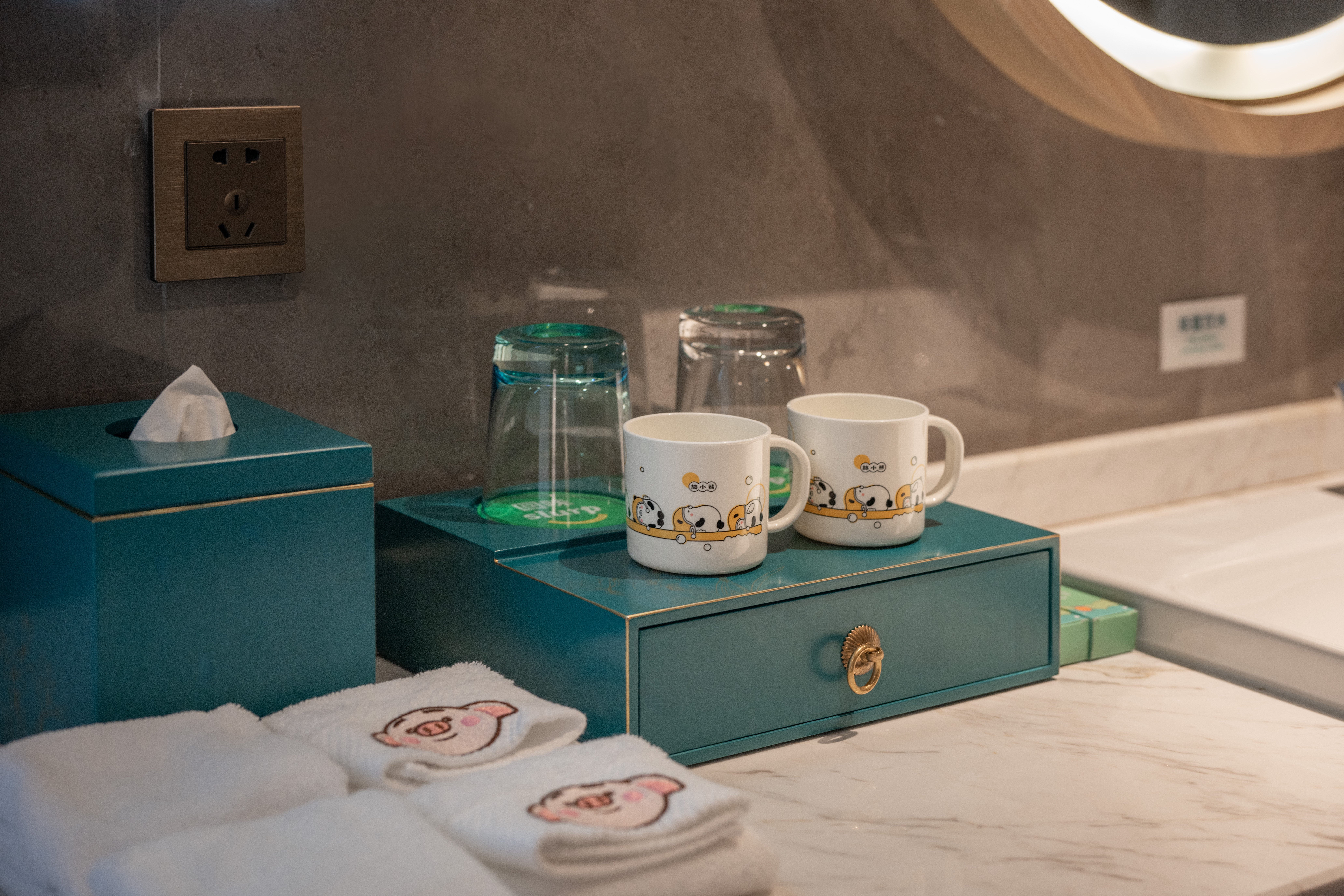 Holiday Inn Deqing Xinshi Ancient Town 9/39