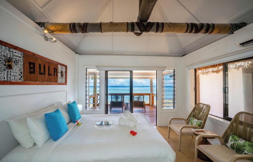 Bure, Deluxe, 1 King and 1 Single Beds, Ocean View