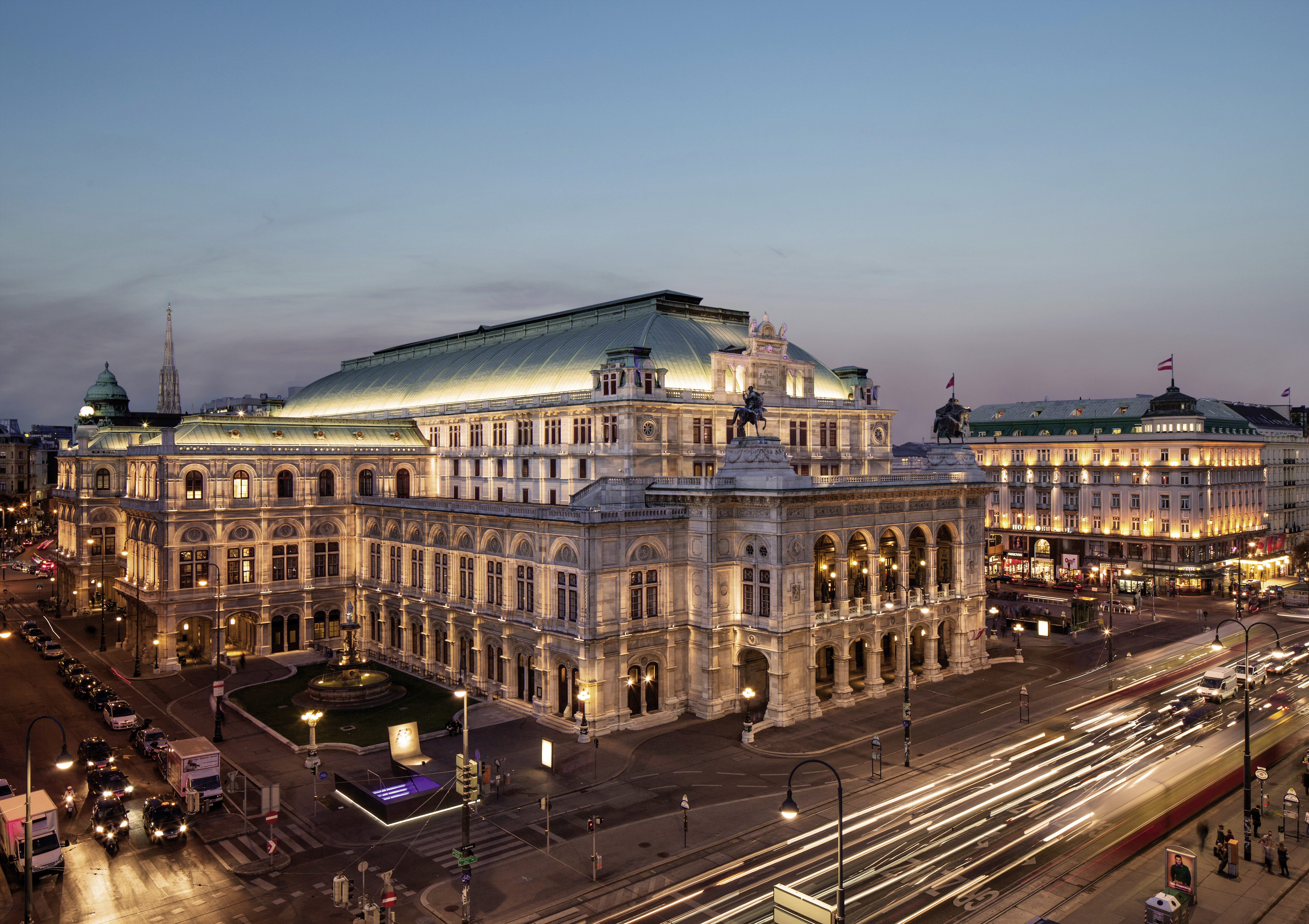 HOLIDAY INN VIENNA CITY 2/74