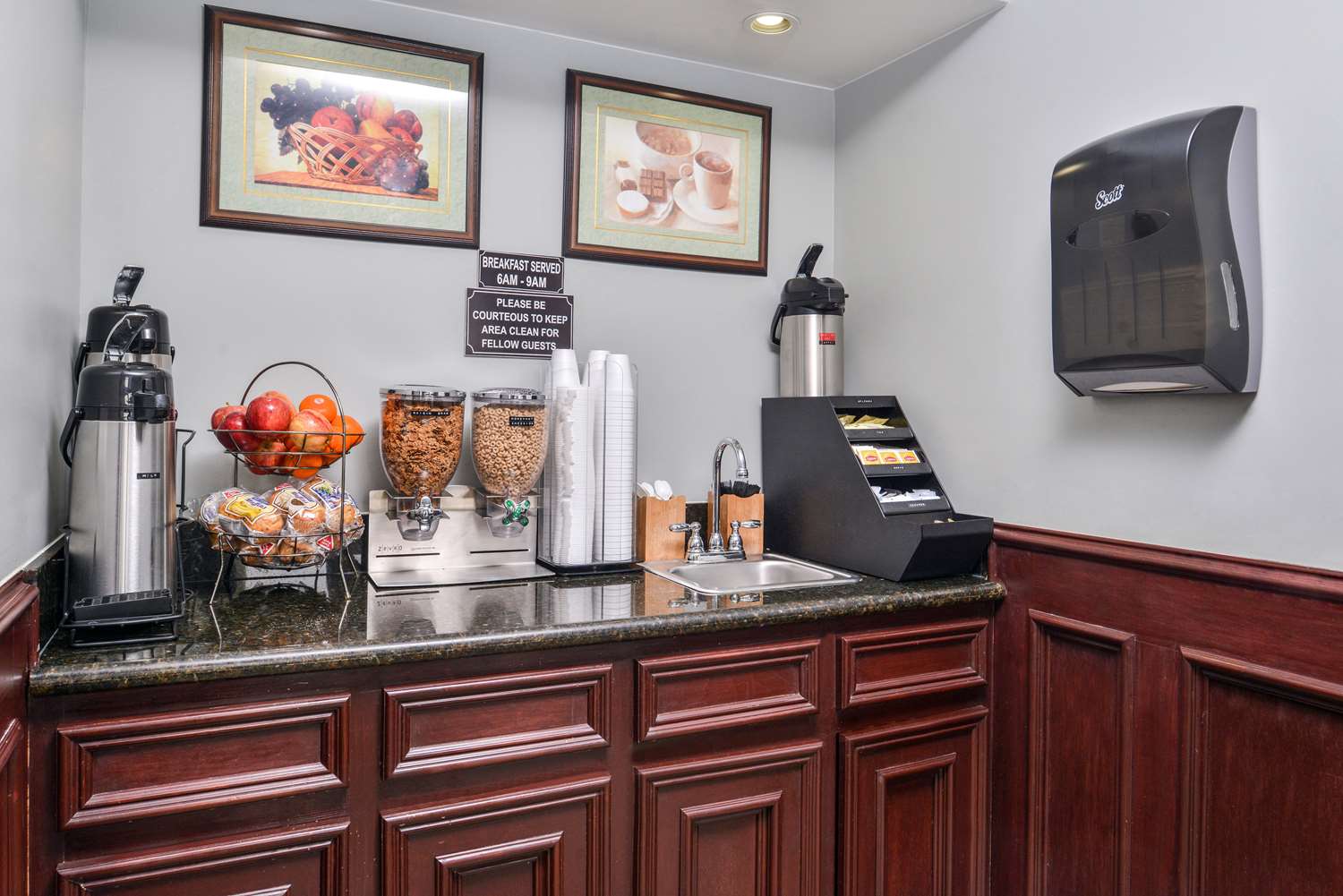 Americas Best Value Inn Medical Center Downtown 7/36
