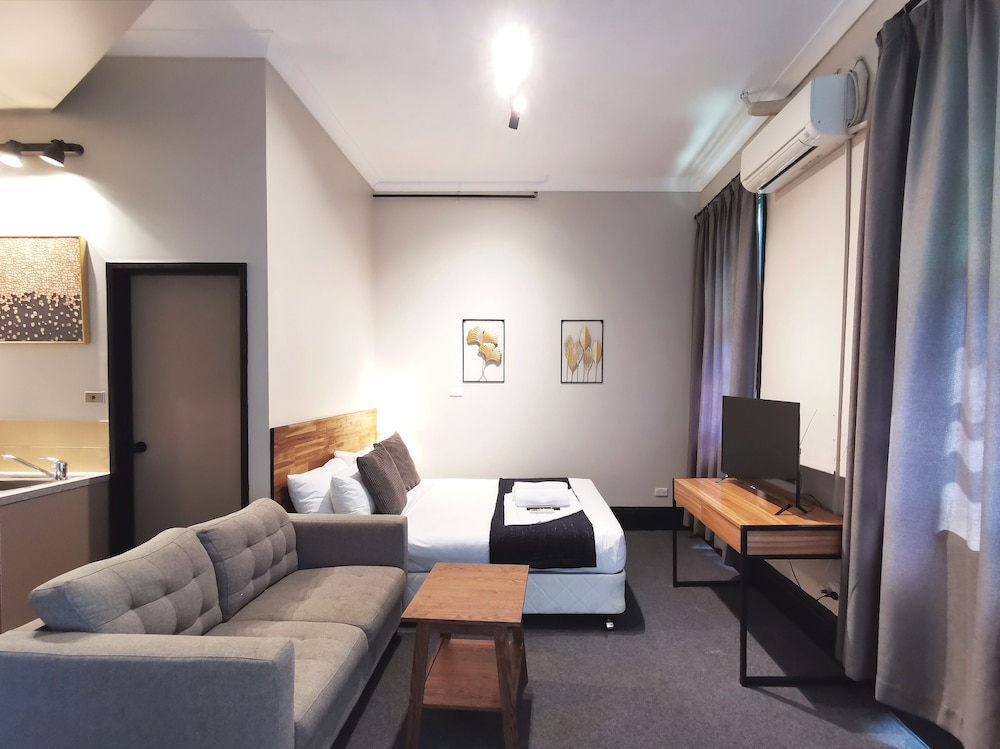 City Budget Hotel 44/60