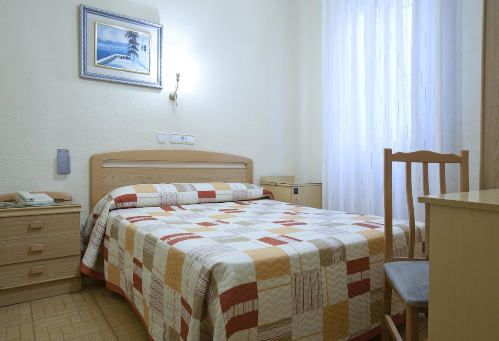 Hostal Maria Luisa 22/36