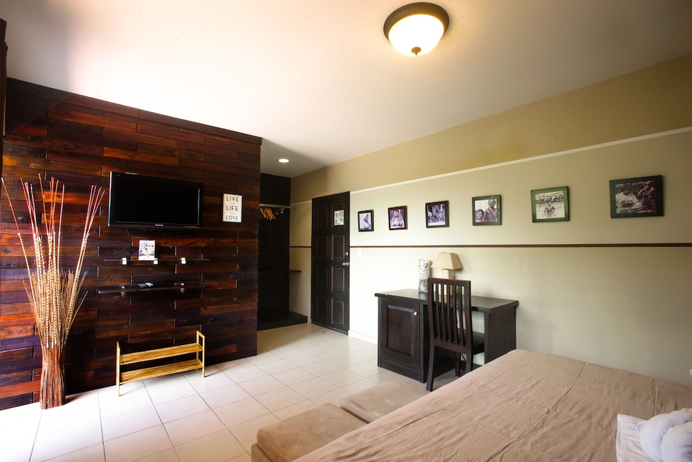 Manglar Lodge 32/49