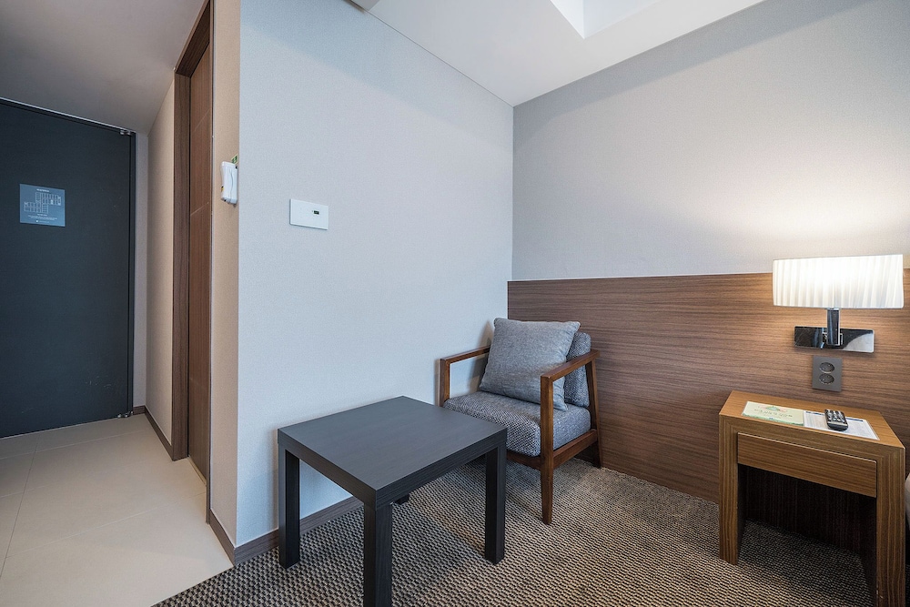 Busan Business Hotel 61/73