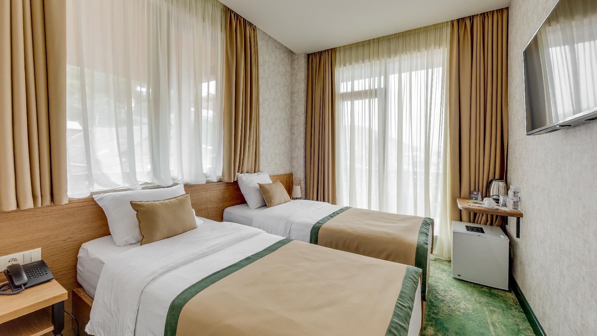 Economy Room.