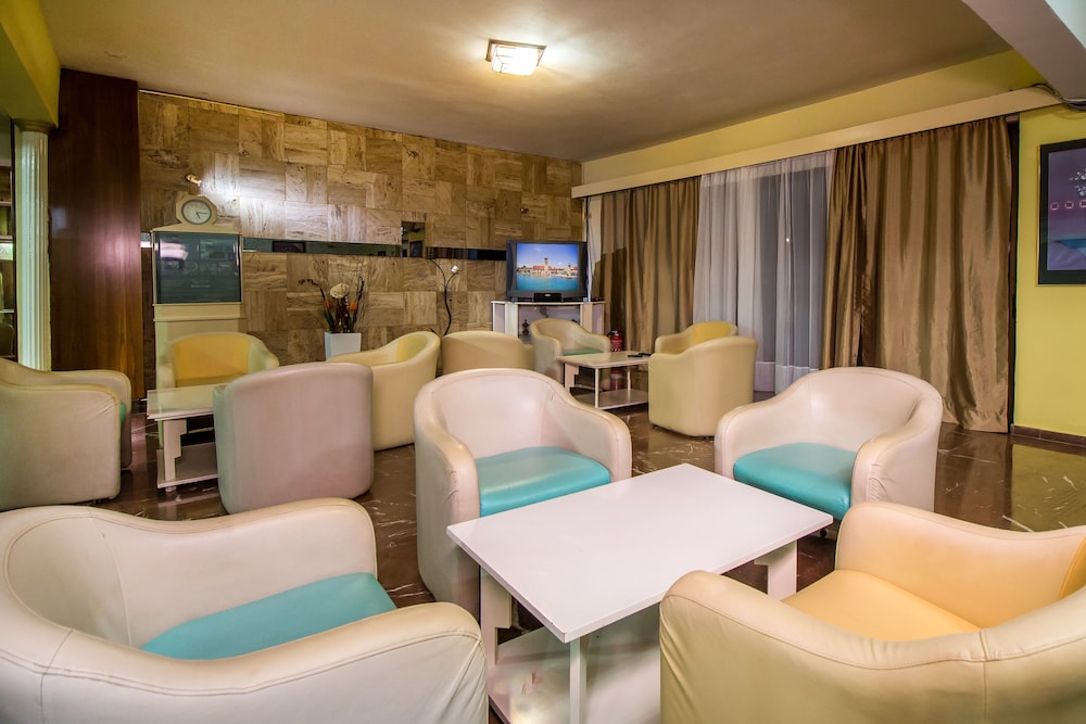 Cabu Hotel Adults Only 24/43