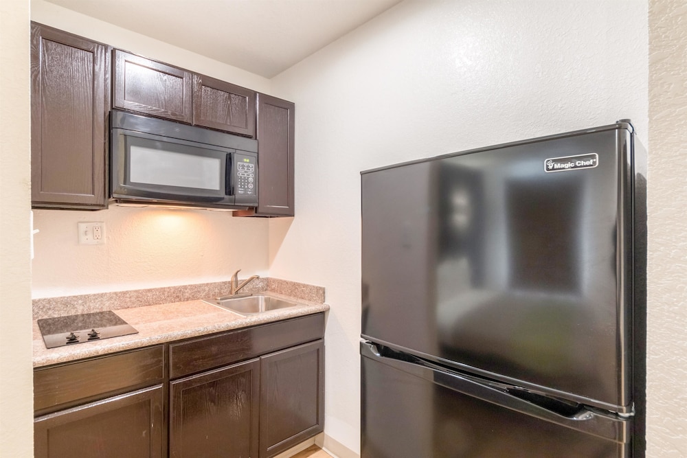 Studio6 San Antonio, TX - Fort Sam Houston Area 47/47