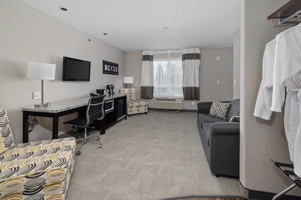 Home Inn Suites Yorkton 62/65