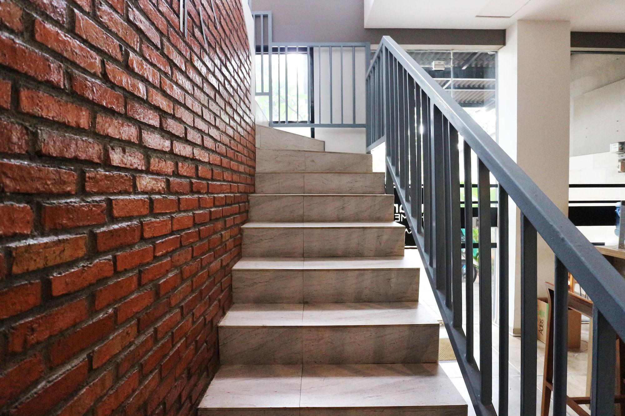 Urbana Homes 33/50