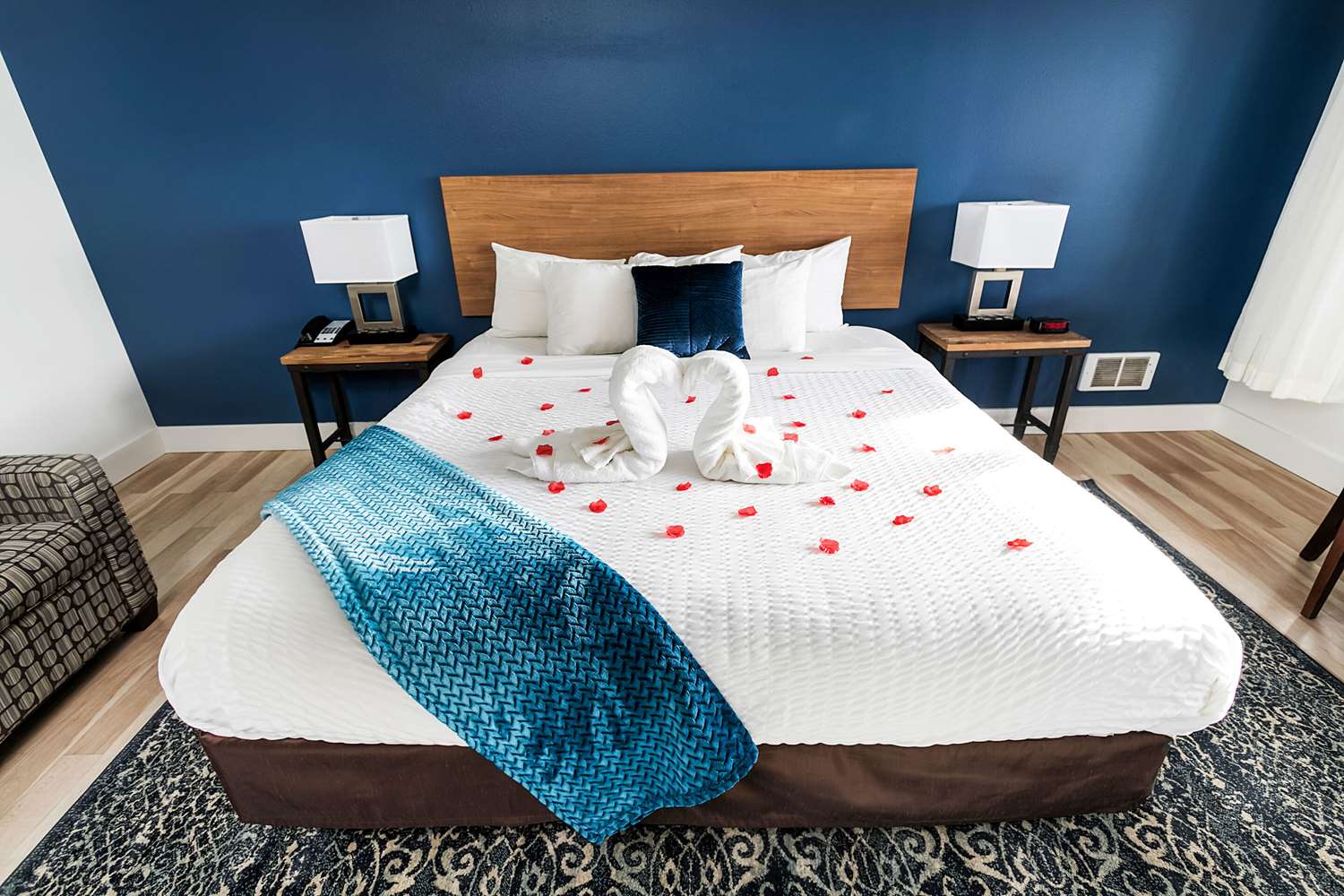 Clarion Inn Surfrider Resort 3/25