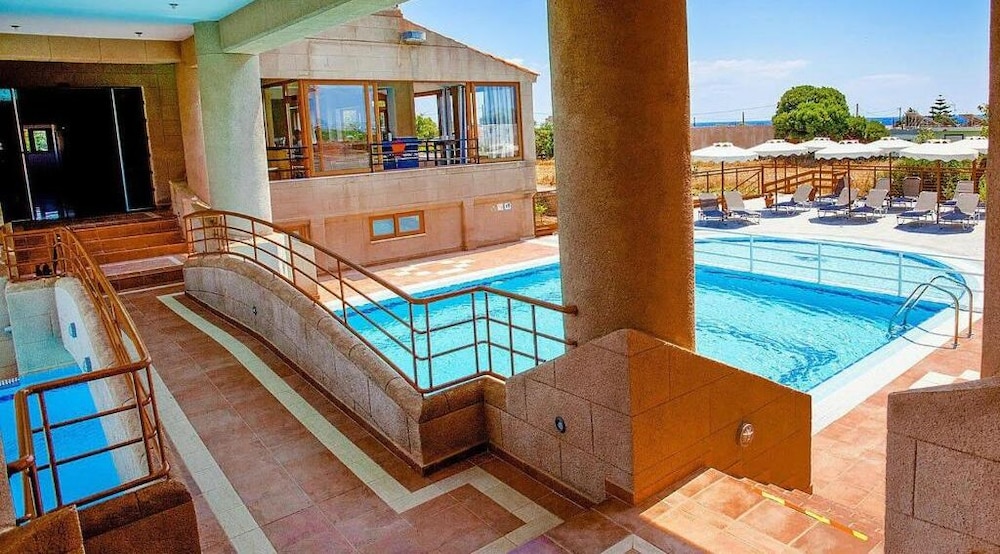 Costa Konte Beach Resort 30/41