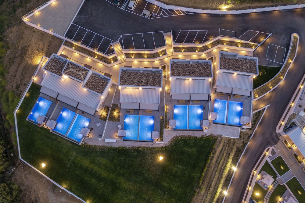 Villa D oro Luxury Villas & Suites 7/80