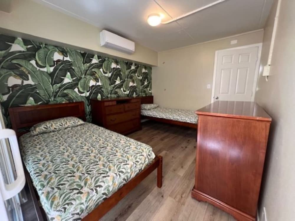 Semi Private, Inner, Mixed Dorm, Twin Beds, Shared Kitchen