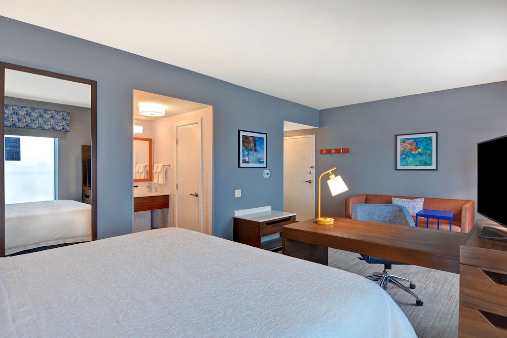 Hampton Inn and Suites Clearwater/St. Petersburg-Ulmerton Road 11/52
