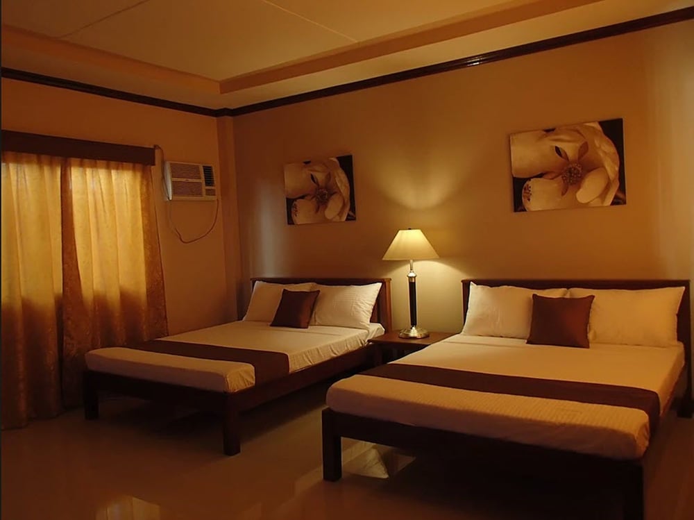 Malapascua Starlight Resort 8/27