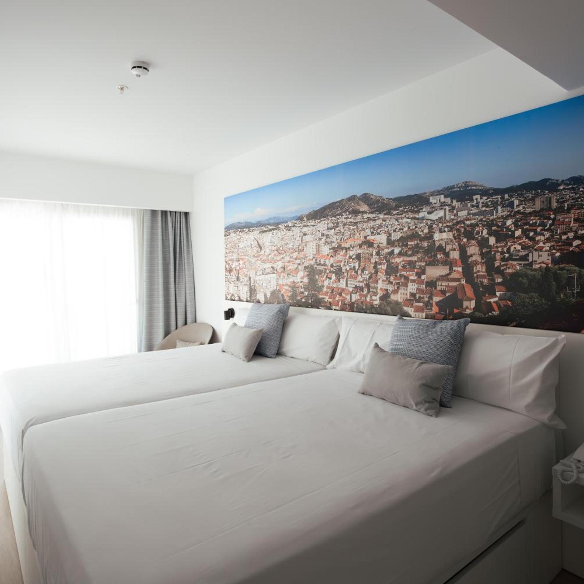 Room, Double Bed
