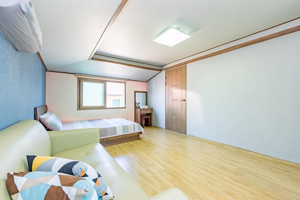 Namhae Gagopa Pension 17/50
