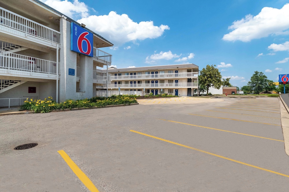 Motel6 Rolling Meadows, IL - Chicago Northwest 57/69