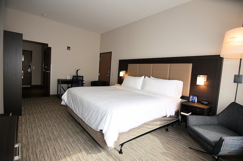 Holiday Inn Express Hotel And Suites Ashland 13/55