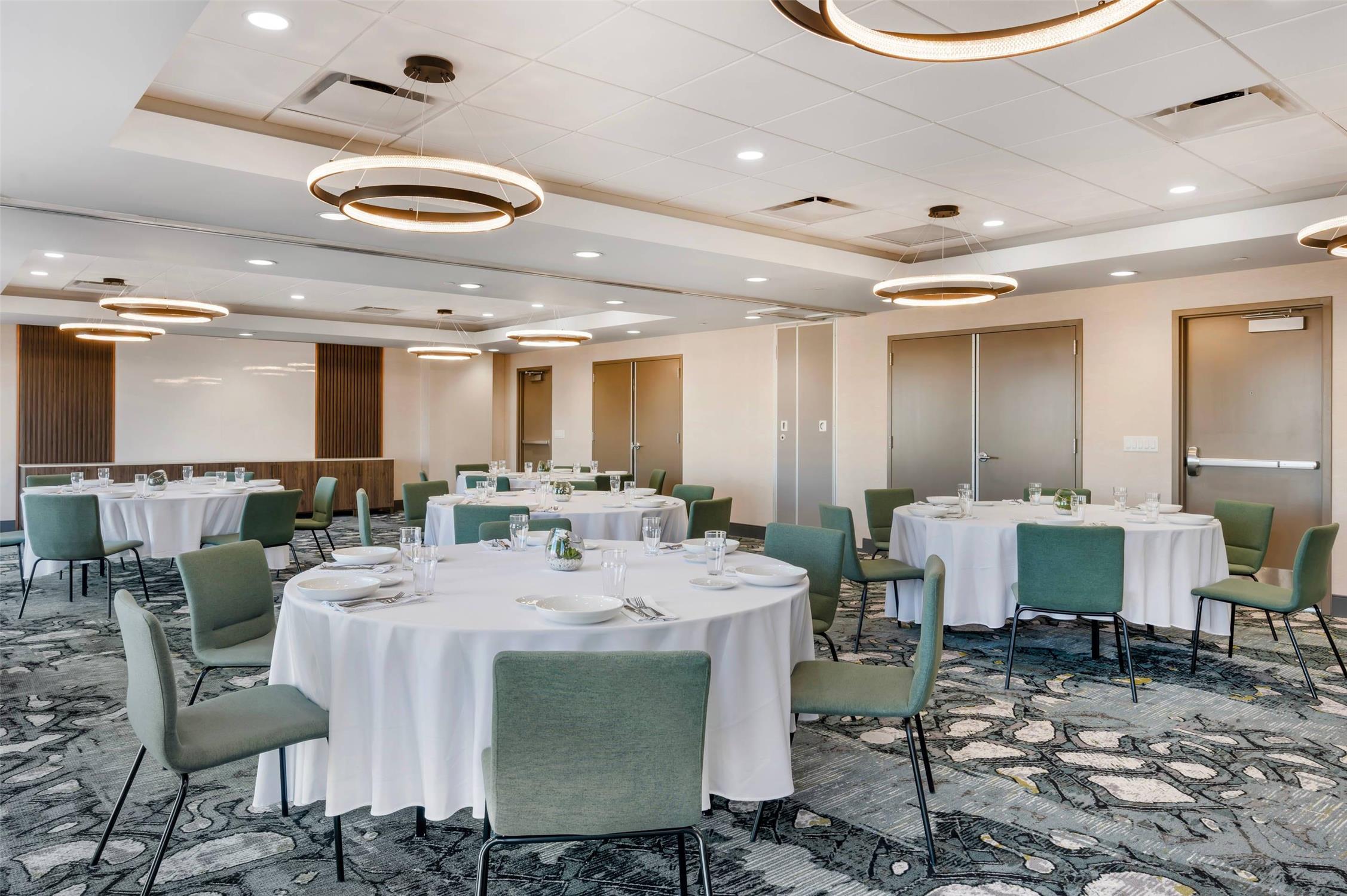 Cambria Hotel Nashville Midtown 38/39
