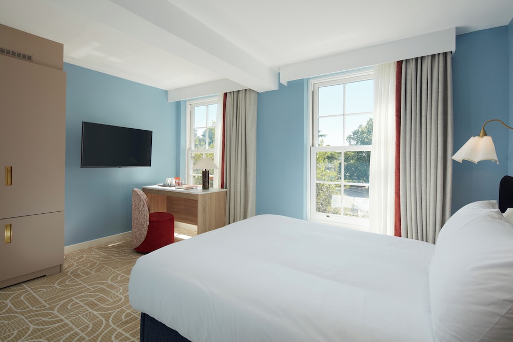Club House, Double Bed