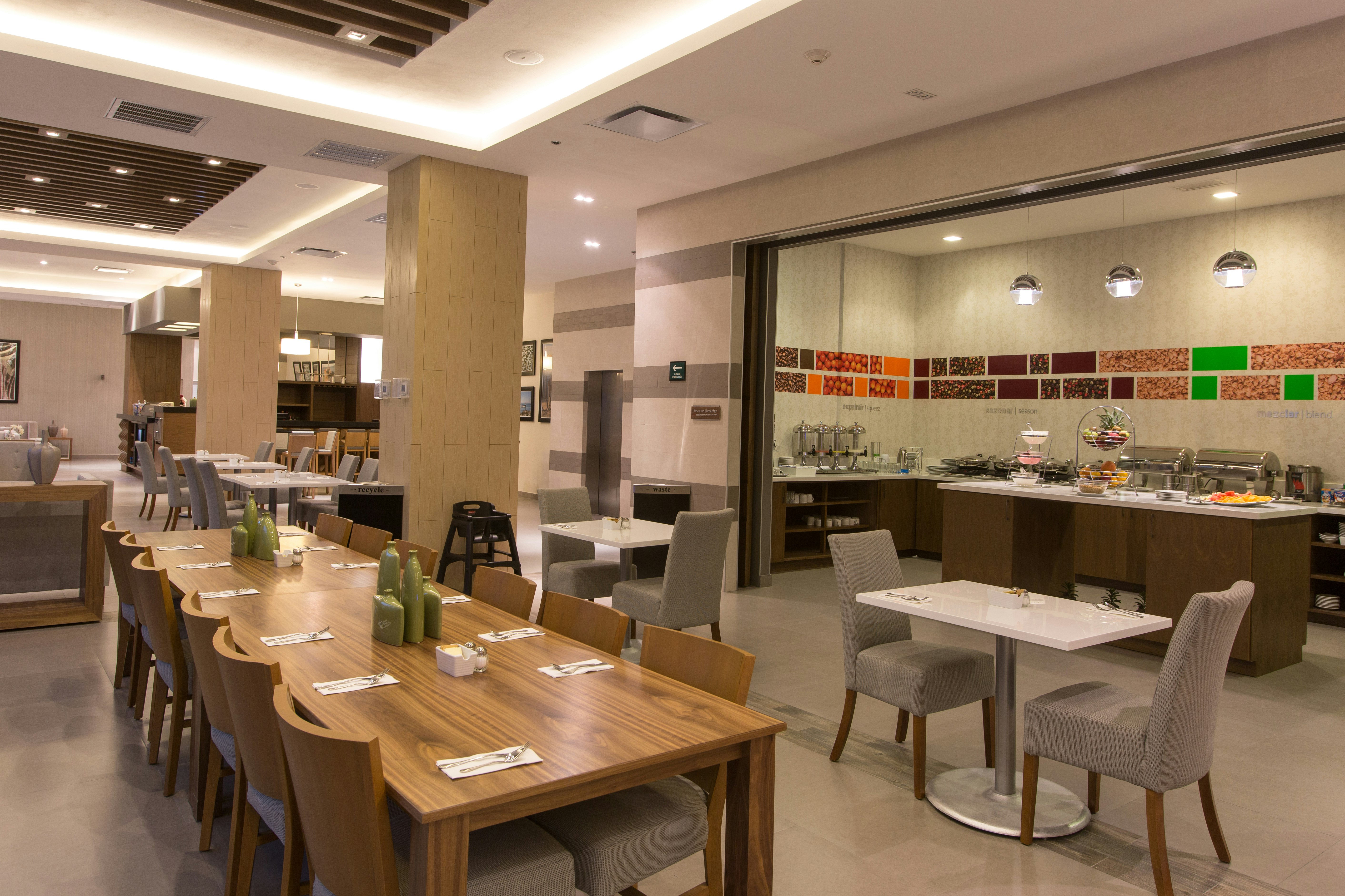 Hampton Inn by Hilton Hermosillo 36/46
