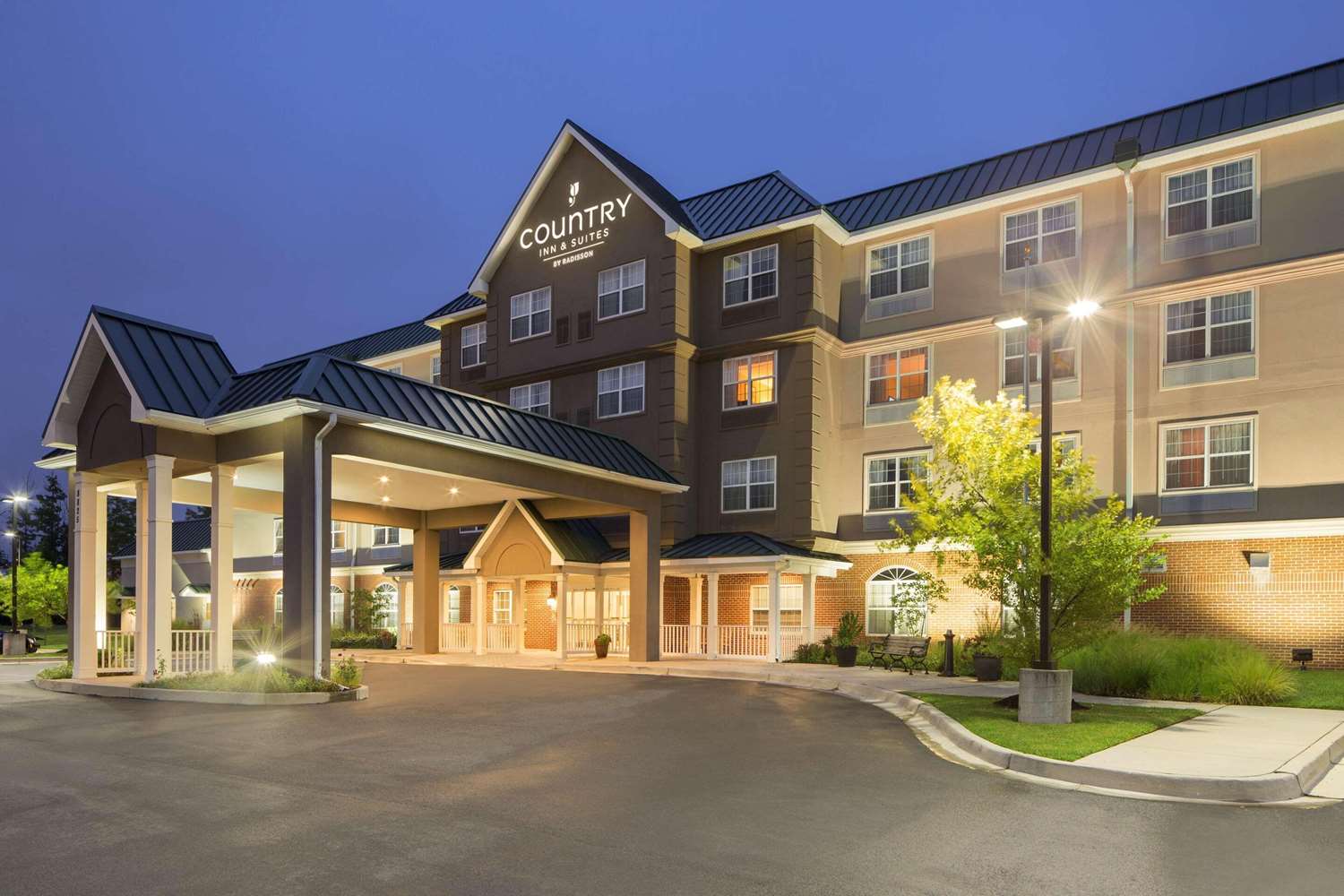 Country Inn & Suites by Radisson, Baltimore North/White Marsh 2/24