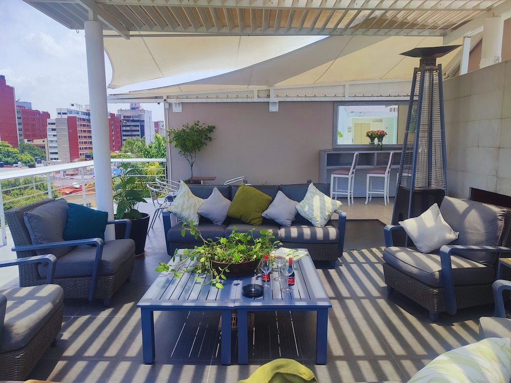 Lombardo Suites 34/50
