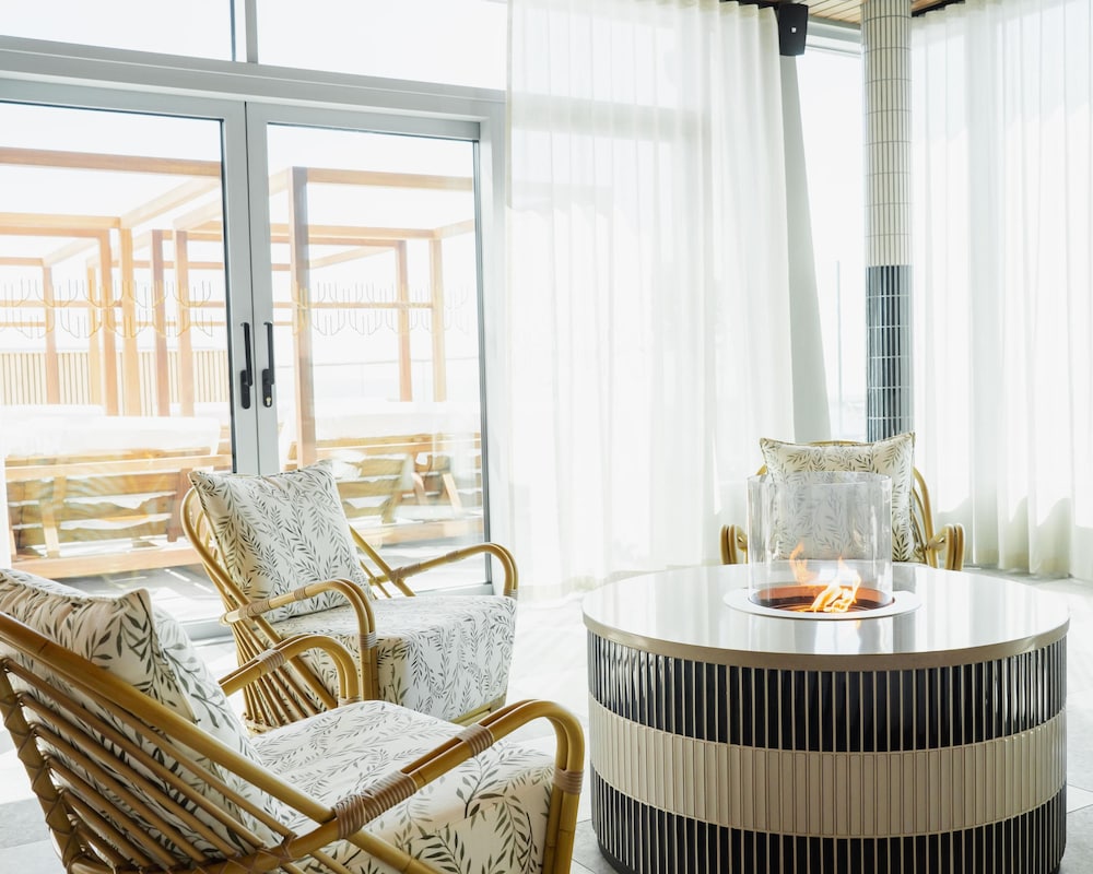 Willow, WorldHotels Crafted 30/48