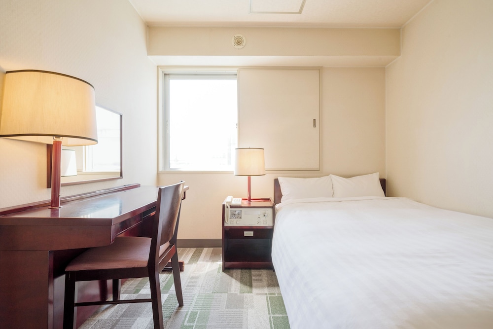 Semi Room, Semi Double Bed