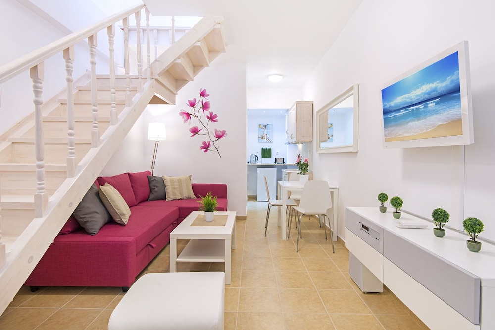 Lindos Harmony Suites 30/50