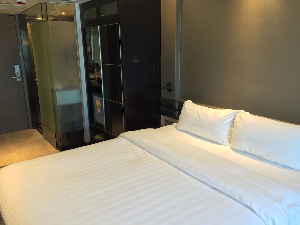 Popway Hotel 10/30
