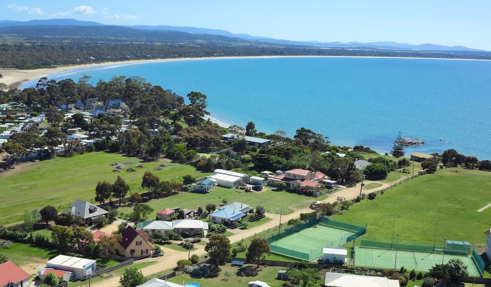 Swansea Cottages & Motel Suites 48/50