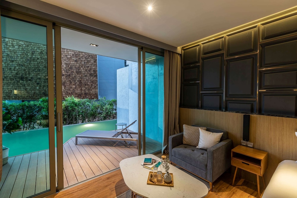 Wyndham Grand Nai Harn Beach Phuket 32/50