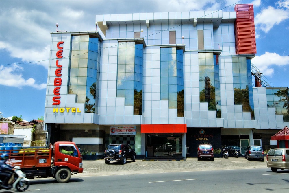 Hotel Celebes 2/22