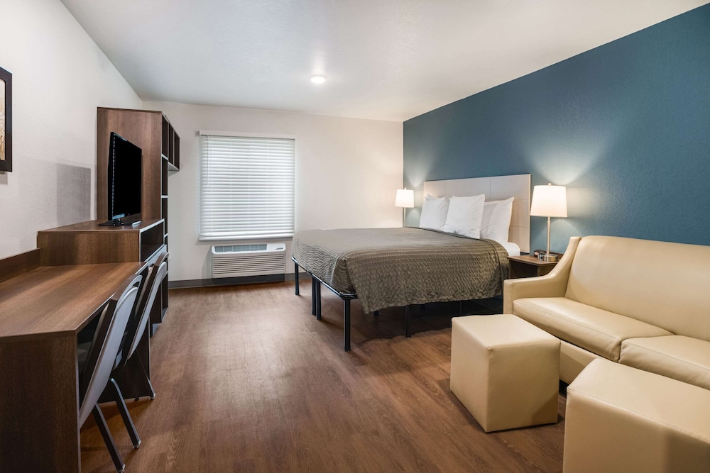WoodSpring Suites Sulphur - Lake Charles 10/18