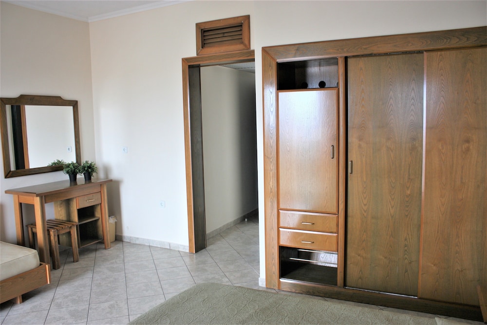 Cariatis Hotel 5/50