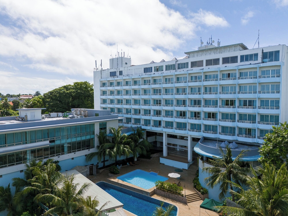 Palasia Hotel Palau 5/50